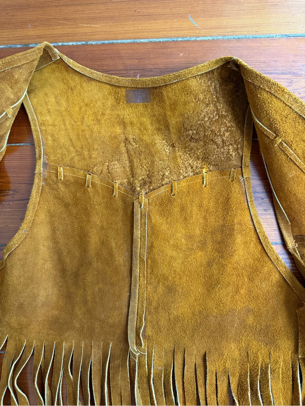 Vintage 70s Genuine Suede Leather Fringe Western Boho Festival Vest S/M 💛🍄 - Picture 11 of 11